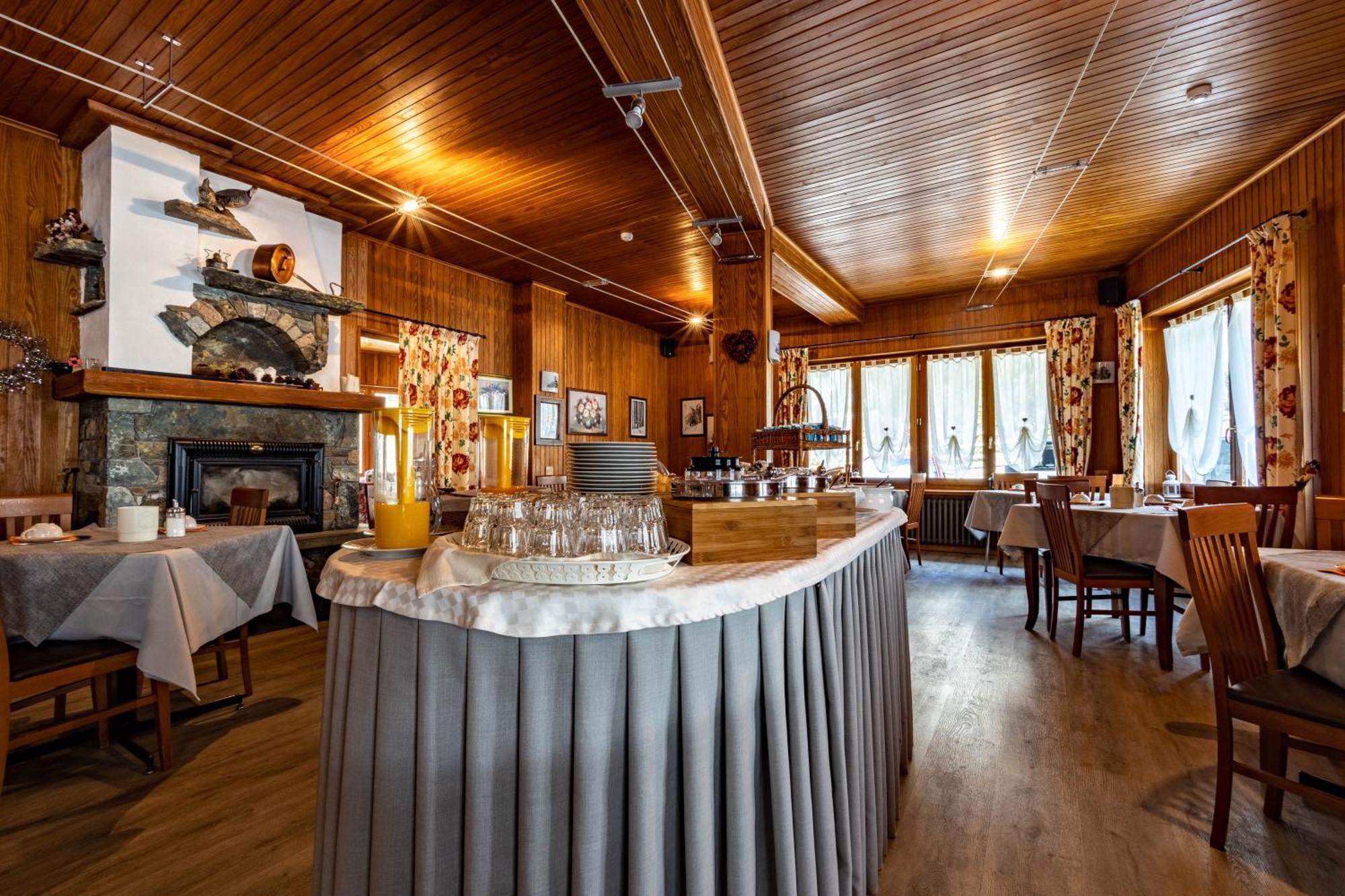 Hotel Le Campagnol ชัมโปลุก ภายนอก รูปภาพ