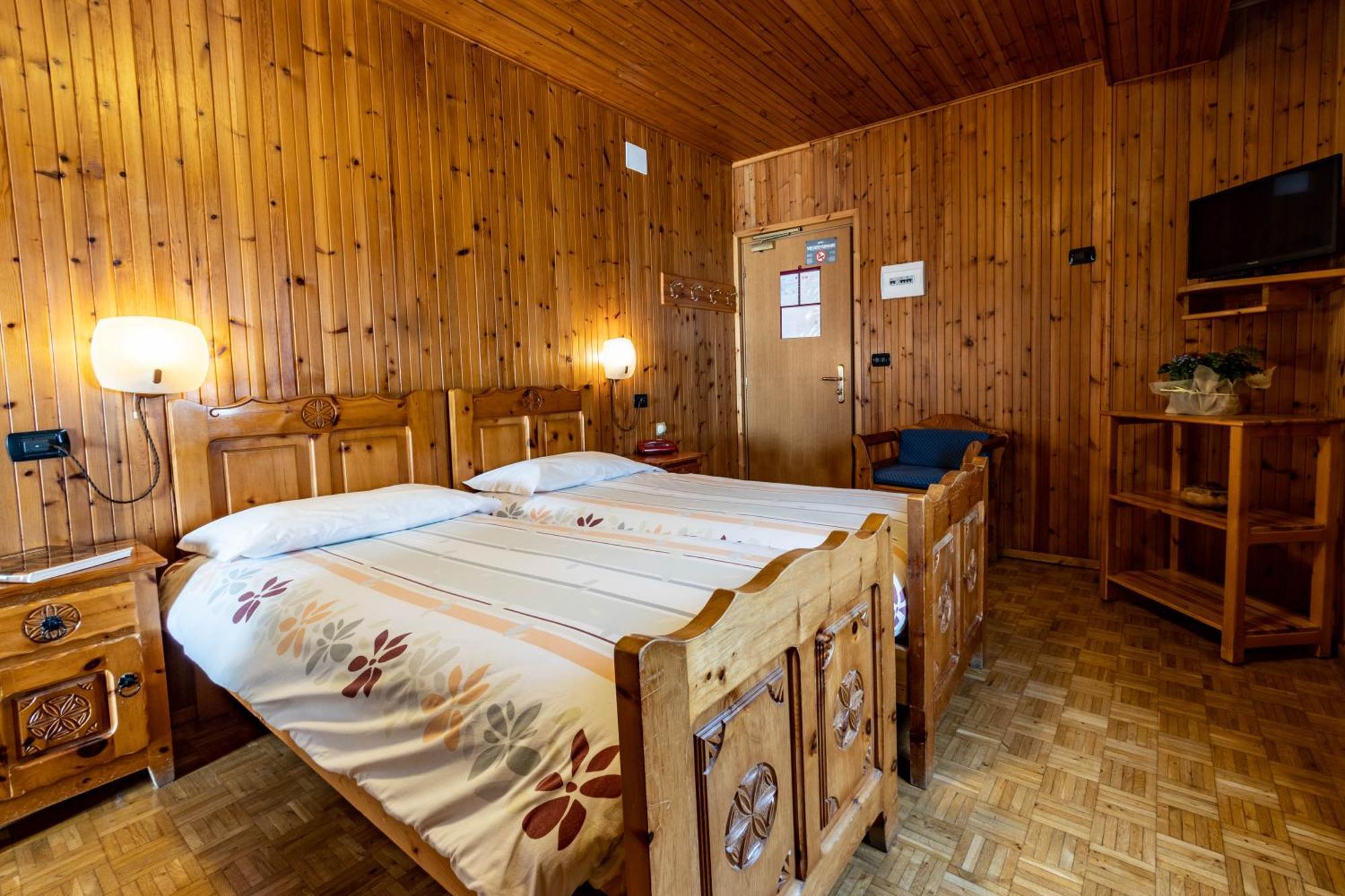Hotel Le Campagnol ชัมโปลุก ภายนอก รูปภาพ